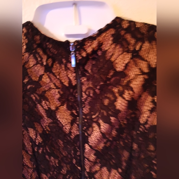 Niki lace dress - Picture 7 of 8